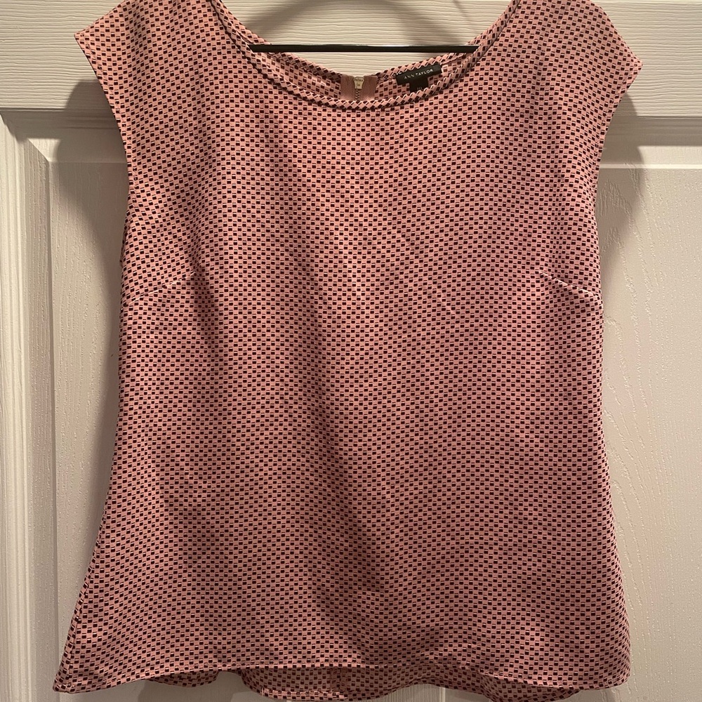 Ann Taylor Pink Fitted Blouse